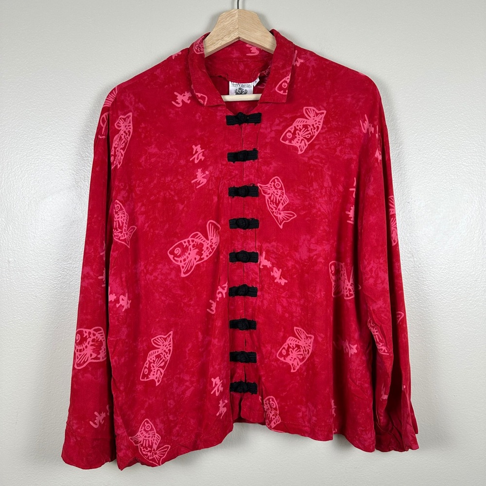 Very Vineyard Women's Large Blouse Red Fish Calligraphy Frog Closure Boho